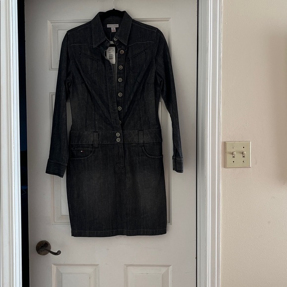 NWT. Tommy Hilfiger denim dress with belt loops - Picture 1 of 13